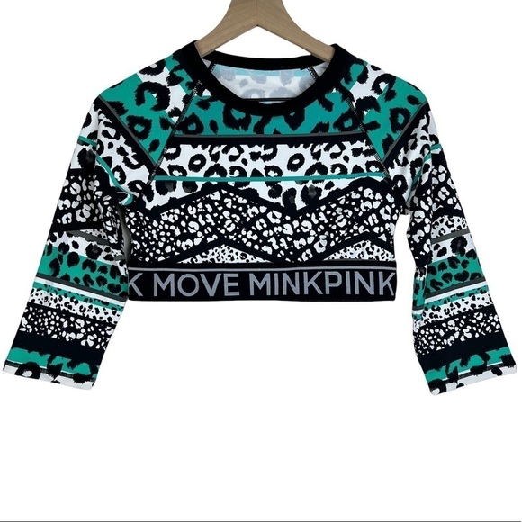 MINKPINK MOVE Crop Top Workout Fierce 3/4 Sleeve Leopard Anti-Wicking Medium - Picture 9 of 10